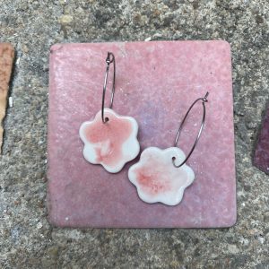 Boucles d'oreilles porcelaine - fleurs aquarelle rose
