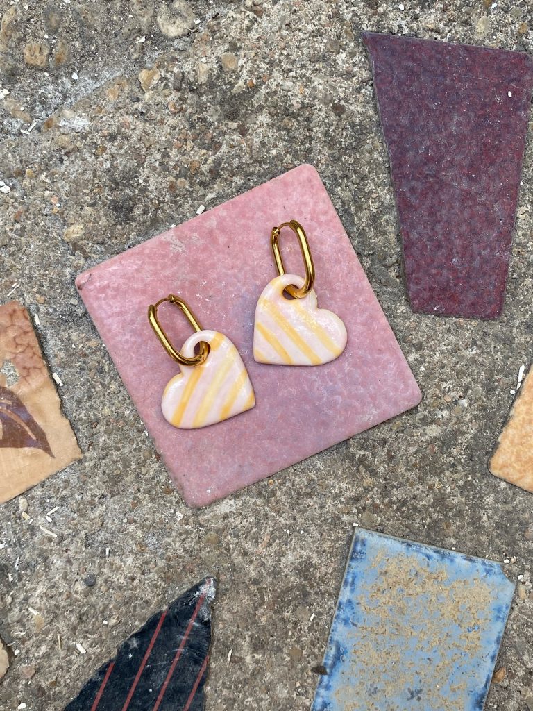 Boucles d'oreilles cœur wavy orange